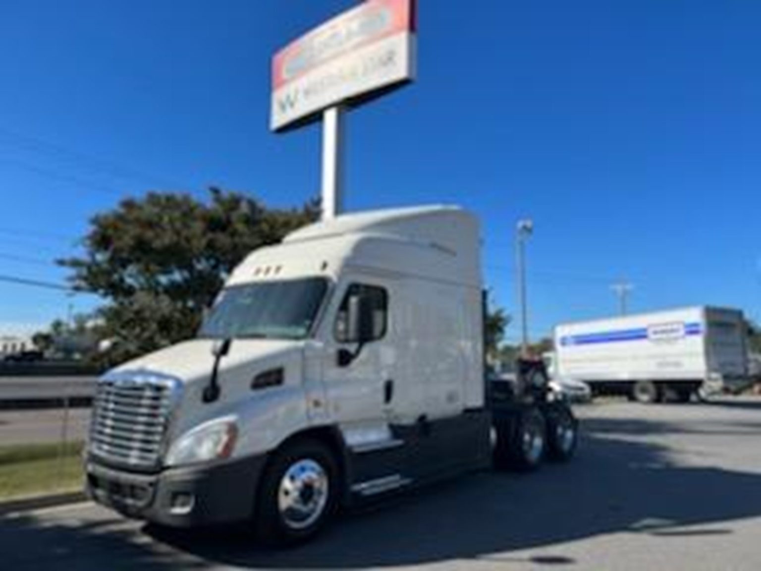 2018 Freightliner Cascadia 113 - Excel Truck Group