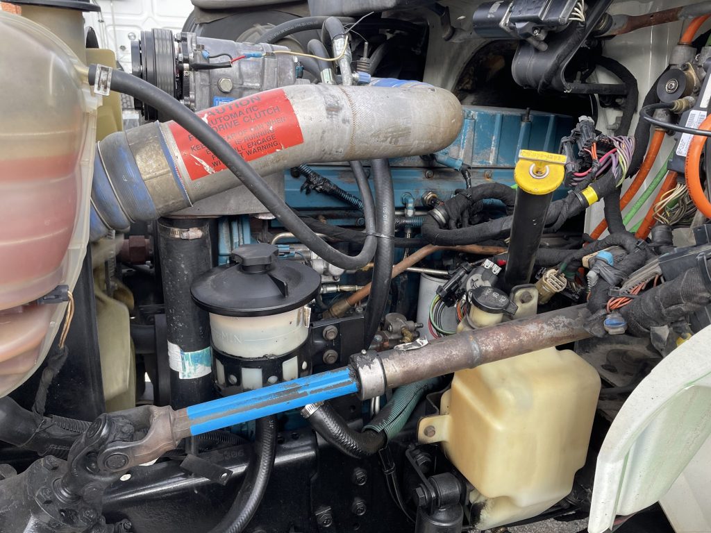 2002 INTERNATIONAL 4300 DT466 WEIGHT visual data 4