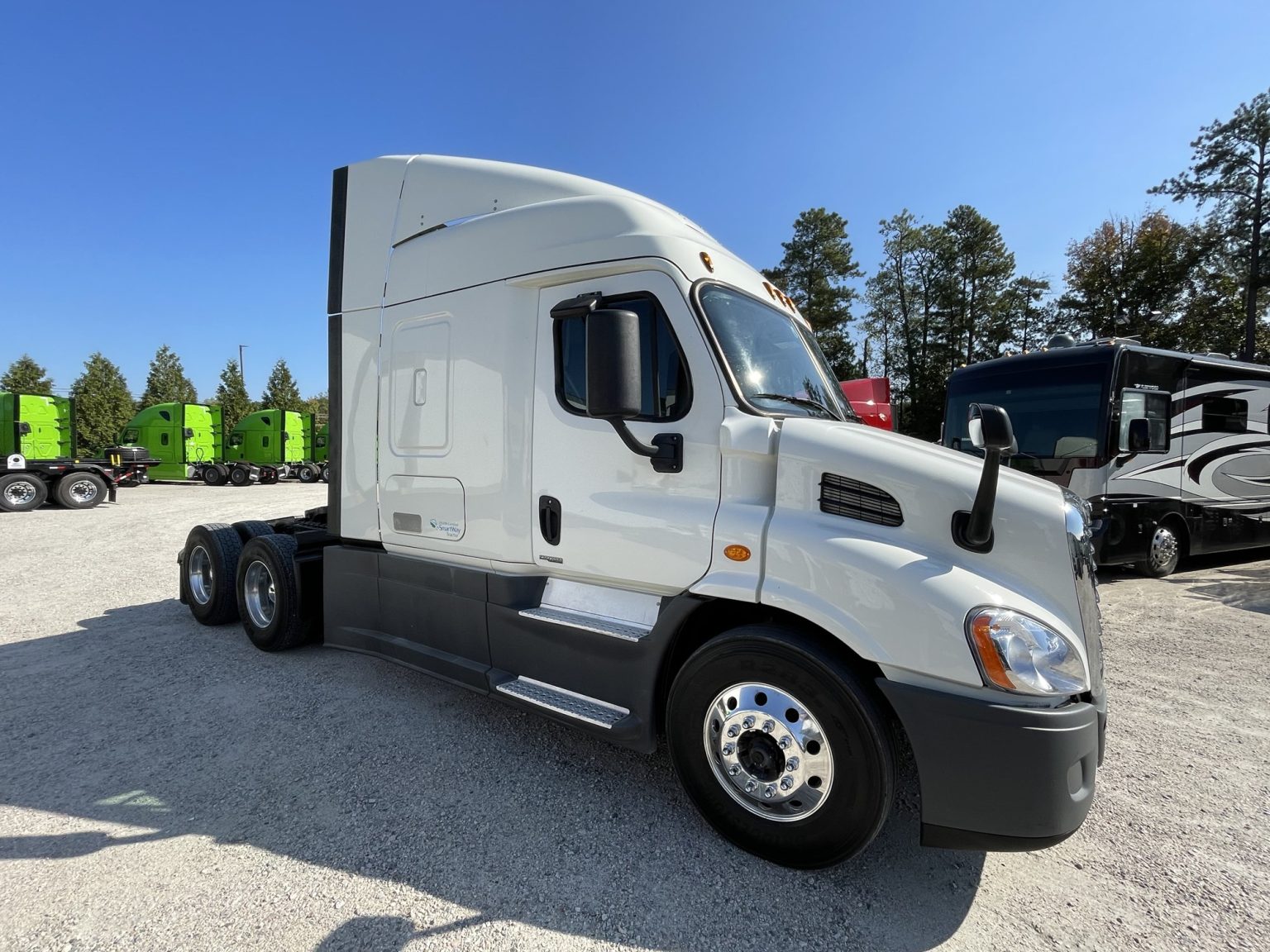 2018 Freightliner CA113 Cascadia - Excel Truck Group