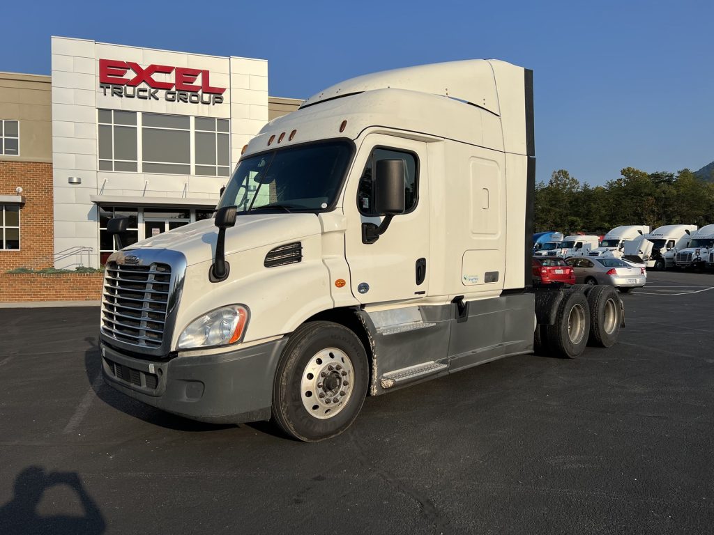 2018 Freightliner CA113 Cascadia - Excel Truck Group