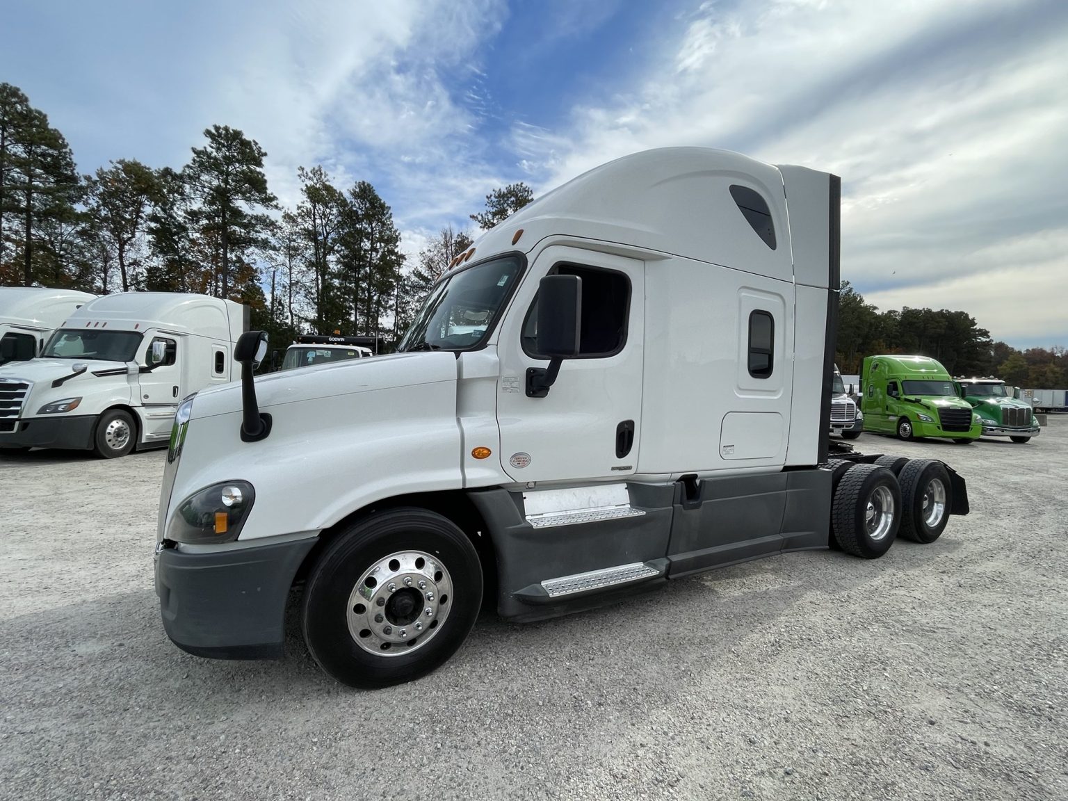 2018 FREIGHTLINER CASCADIA 125 - Excel Truck Group