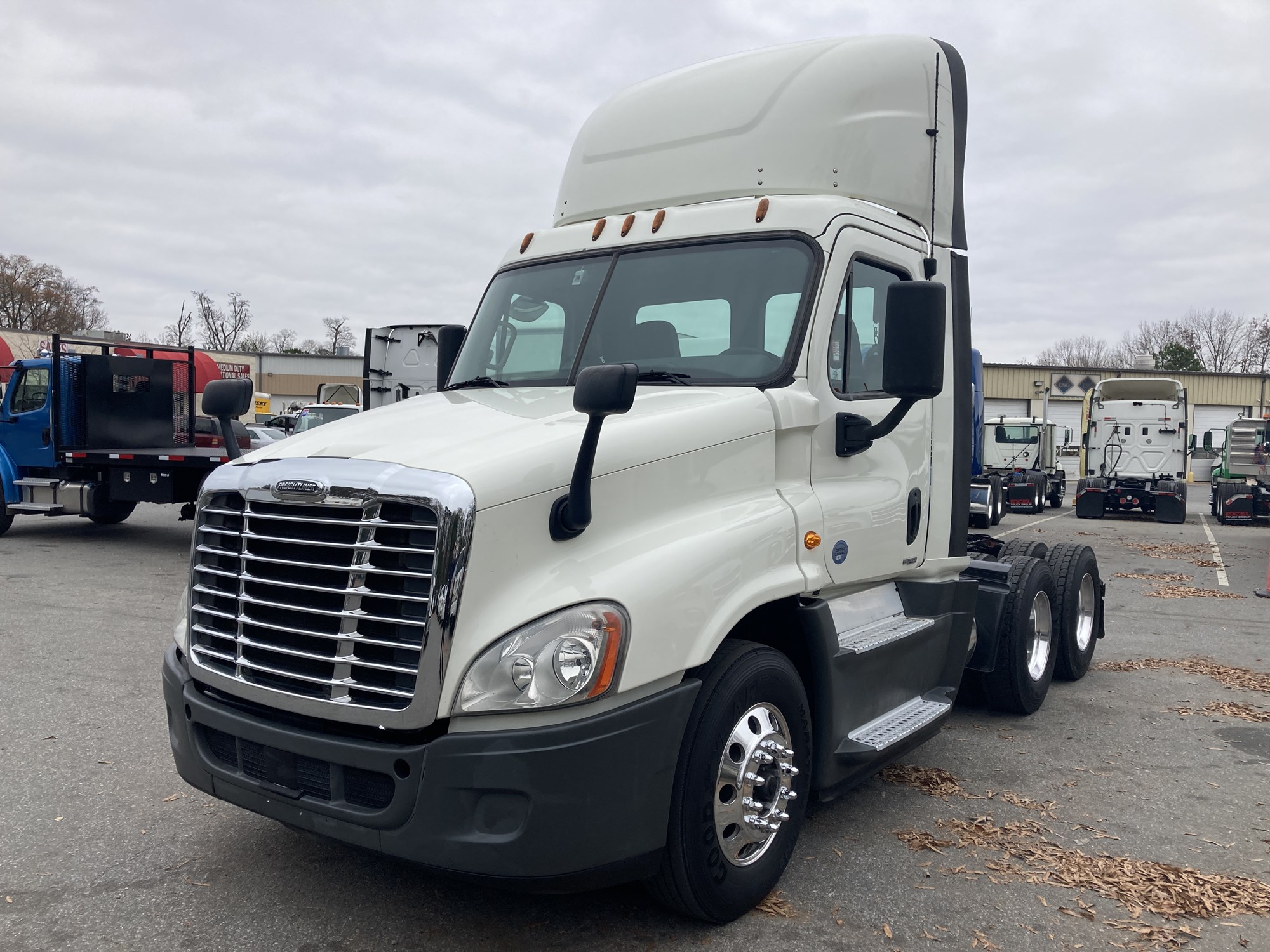 Columbia Inventory - Excel Truck Group