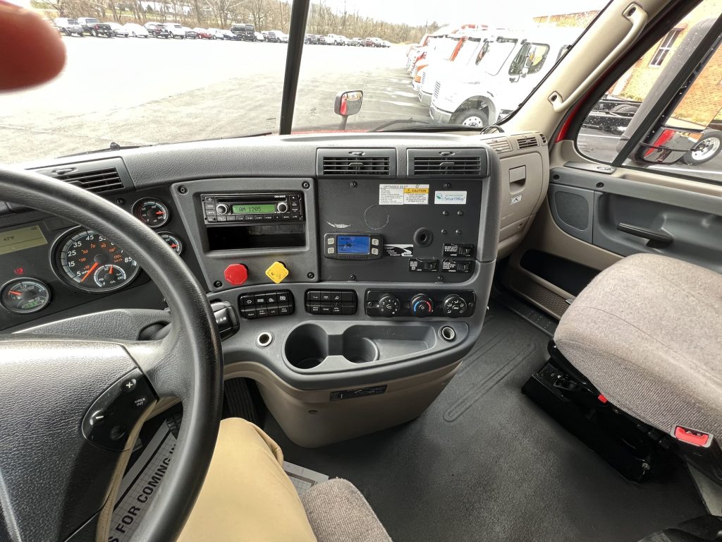 2018 Freightliner Cascadia 125 - Excel Truck Group