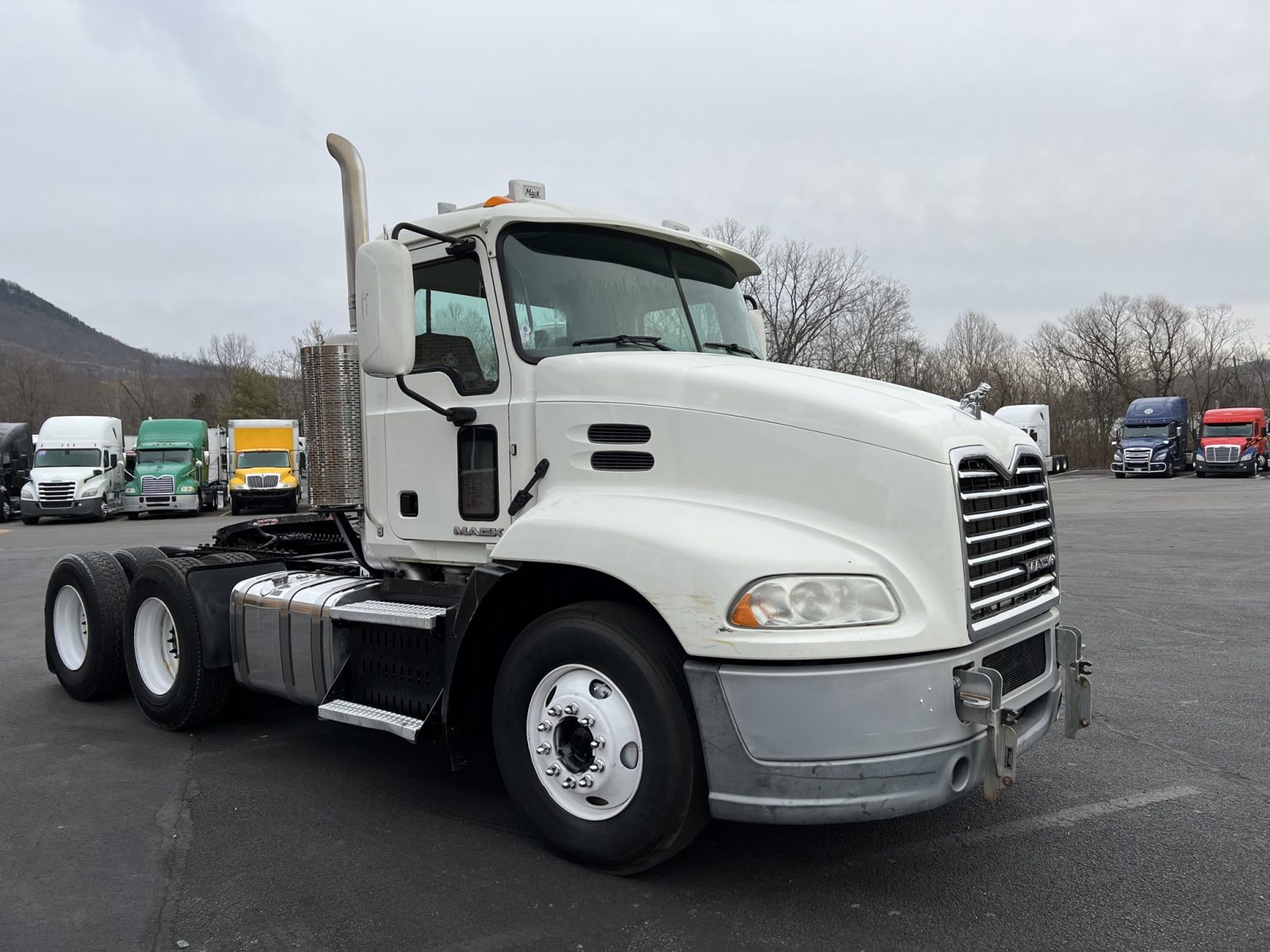 2016 MACK 600 - Excel Truck Group