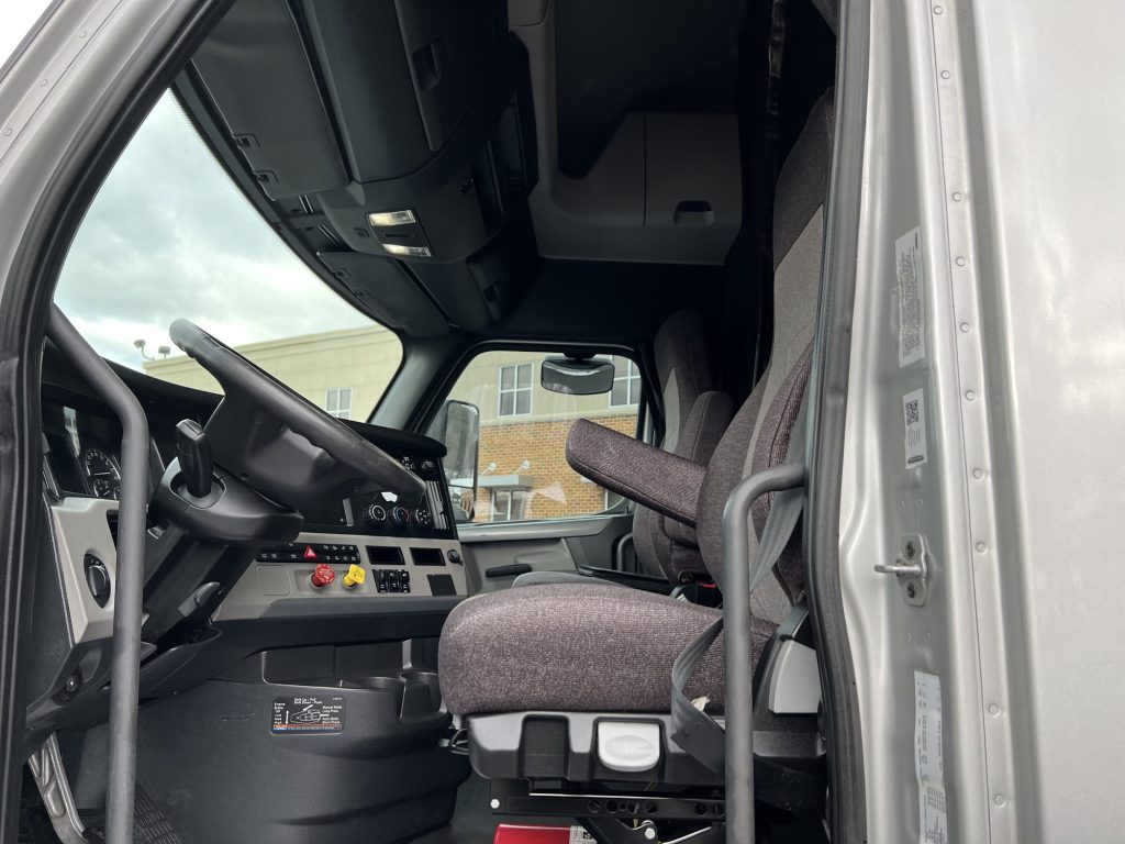 2019 Freightliner Cascadia 126 - Excel Truck Group