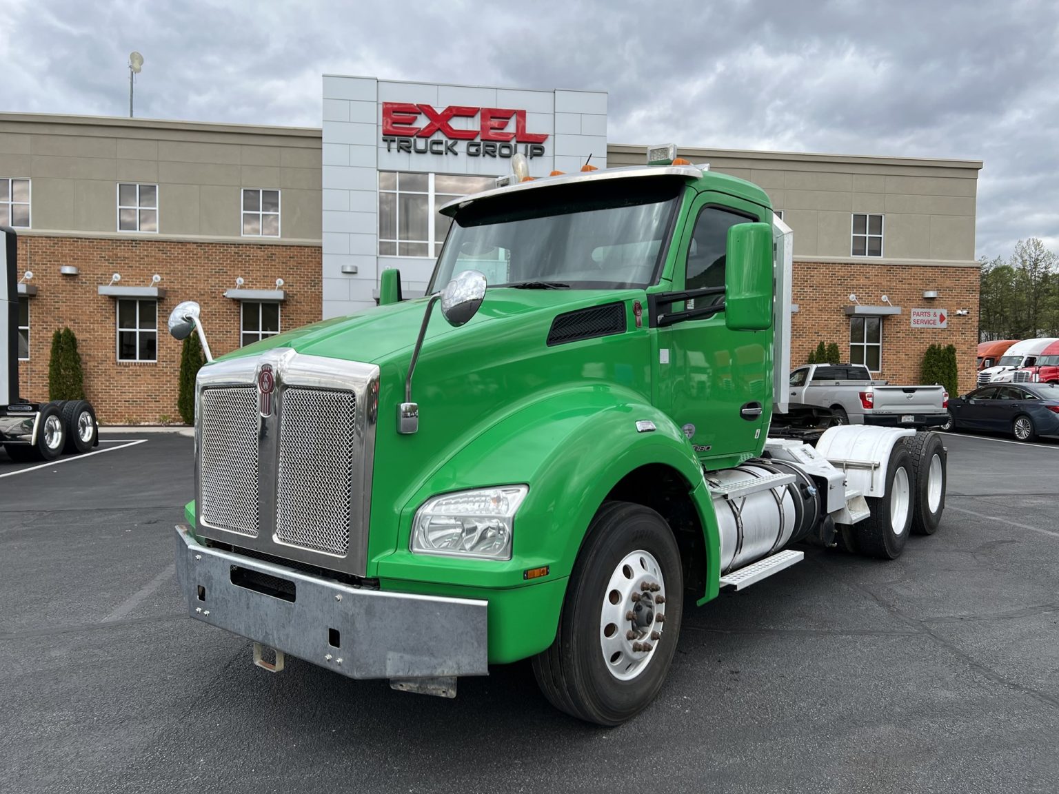 1995 KENWORTH T800 High Hood - Excel Truck Group