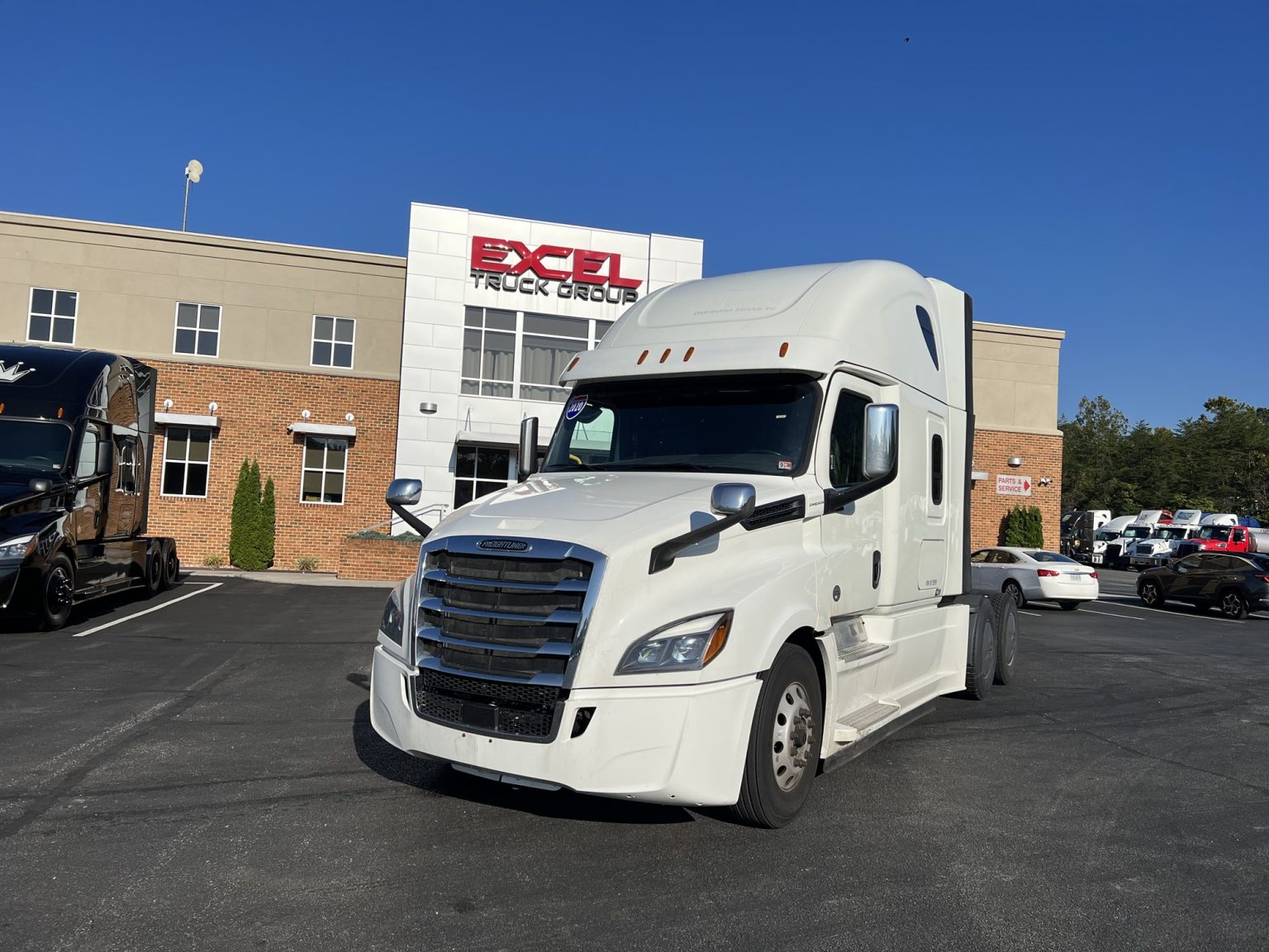 2020 Freightliner Cascadia 126 - Excel Truck Group