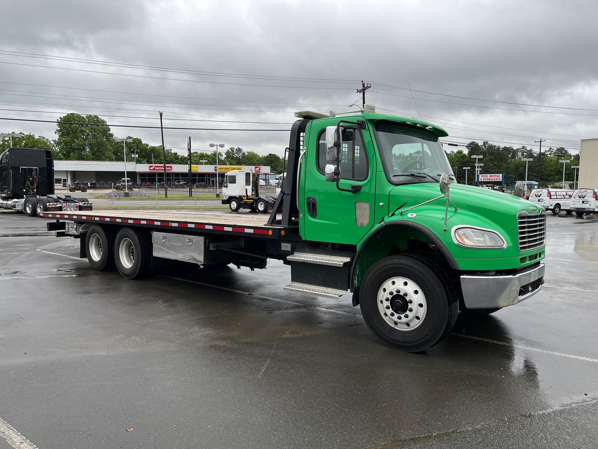 2015 FREIGHTLINER M2 106 - image 5 of 5