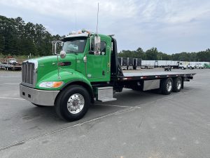 2017 Peterbilt 348 1719521517393