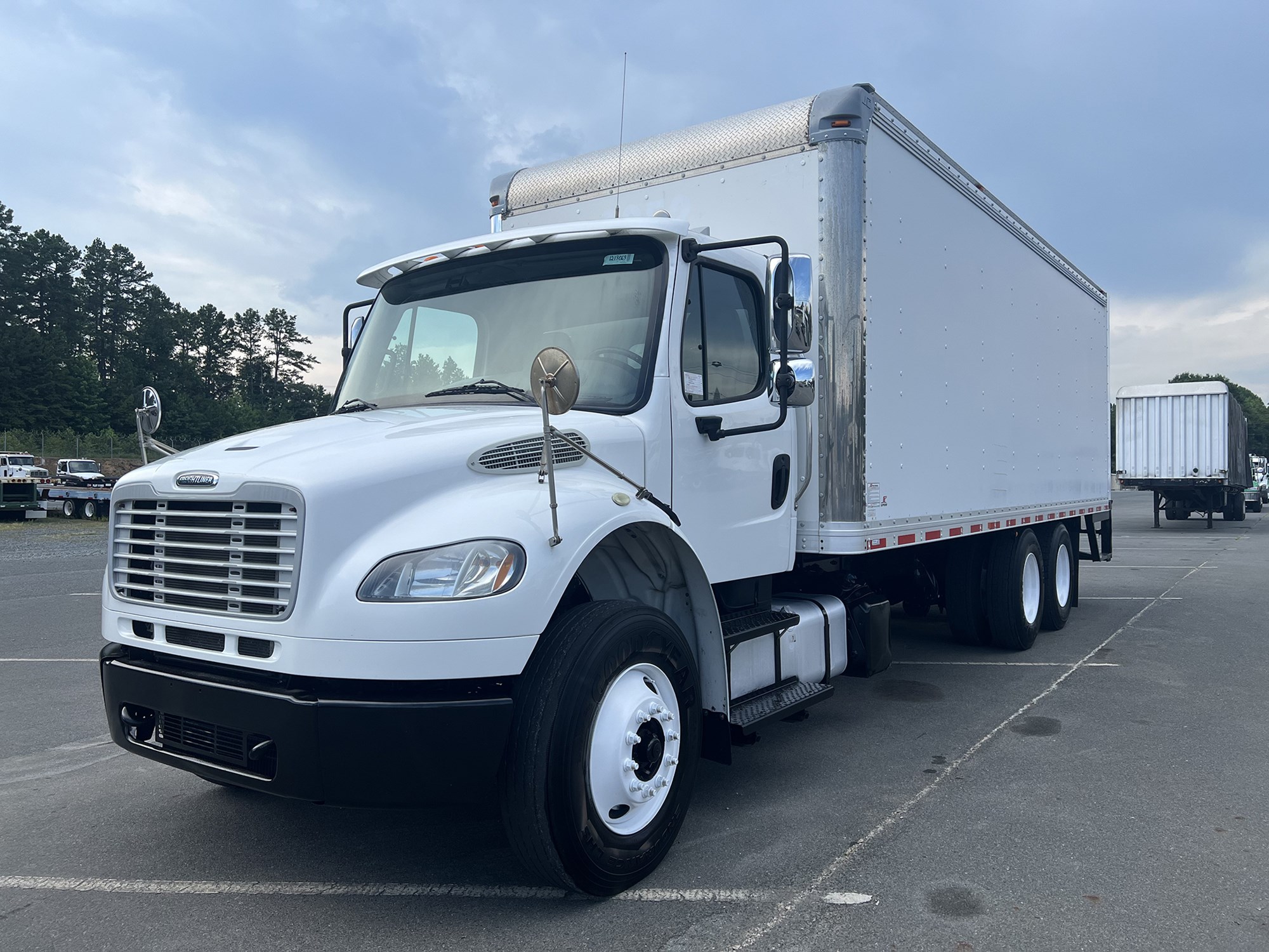 2016 Freightliner M2 - image 1 of 6