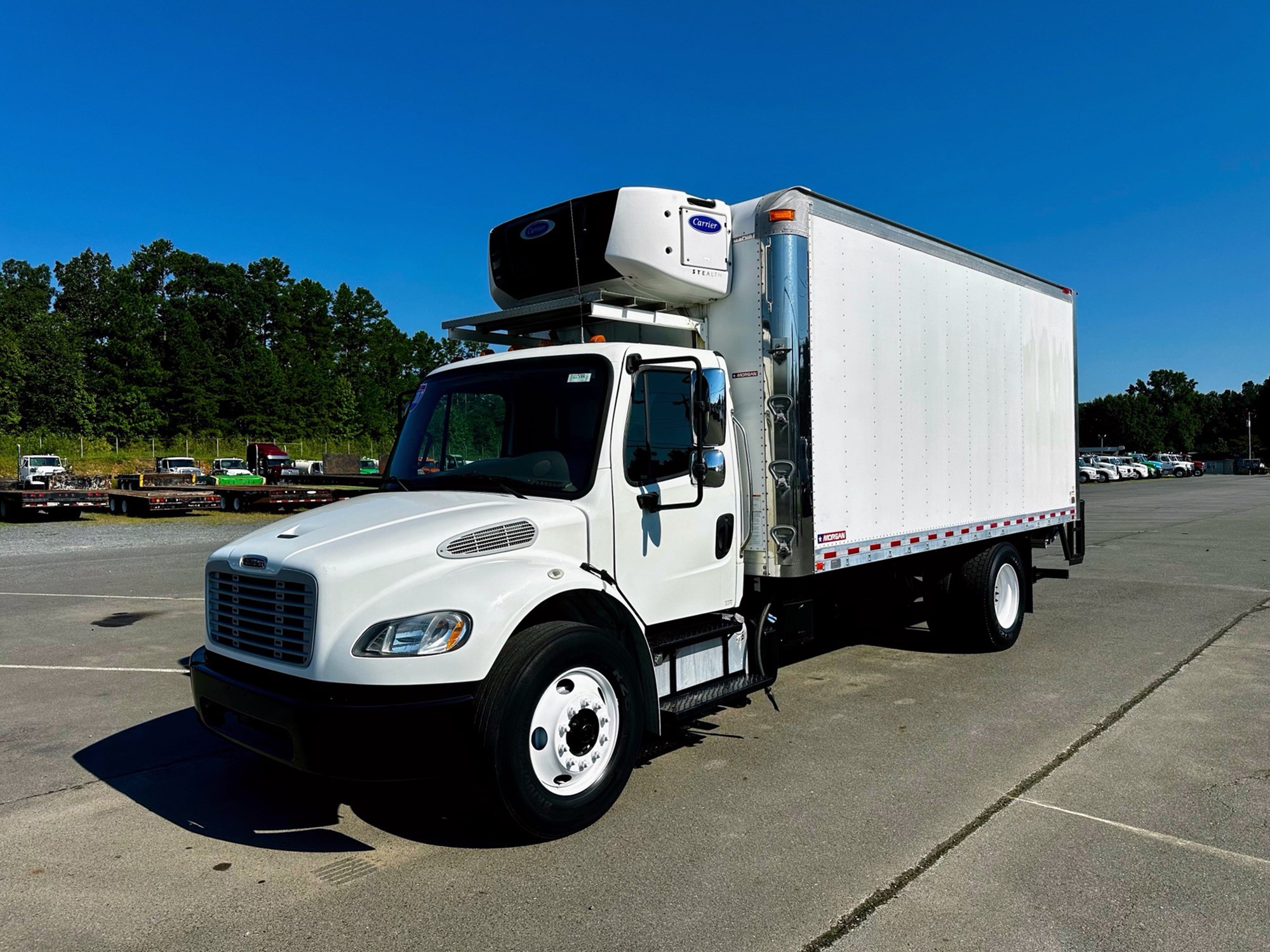 2017 Freightliner M2106 - image 1 of 6