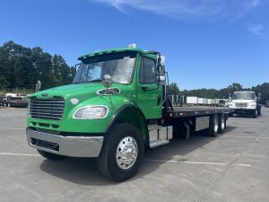 2017 FREIGHTLINER M2 1724442018884