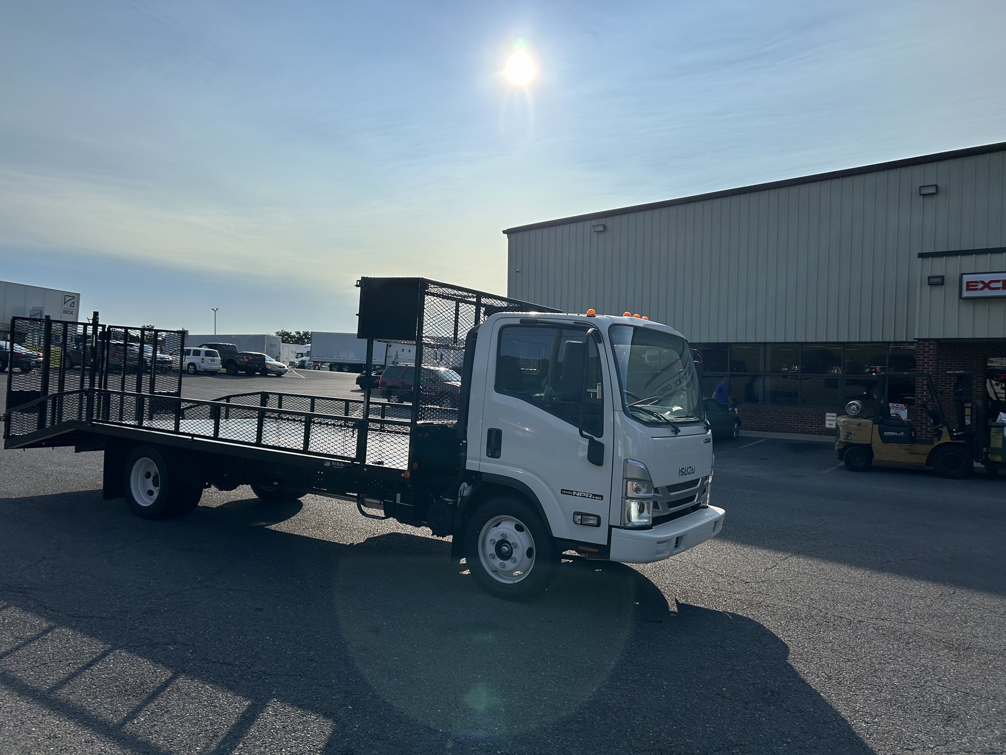 2024 Isuzu NPR-HD - image 3 of 5