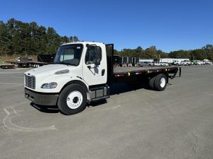 2016 Freightliner M2 106 1730211244558