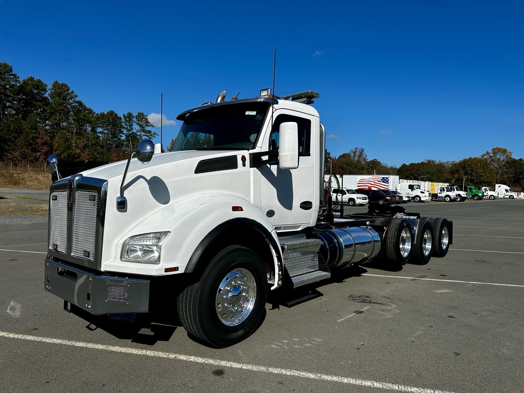 2017 Kenworth T880 - image 1 of 6