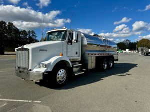 2002 Kenworth T800 1730318870584