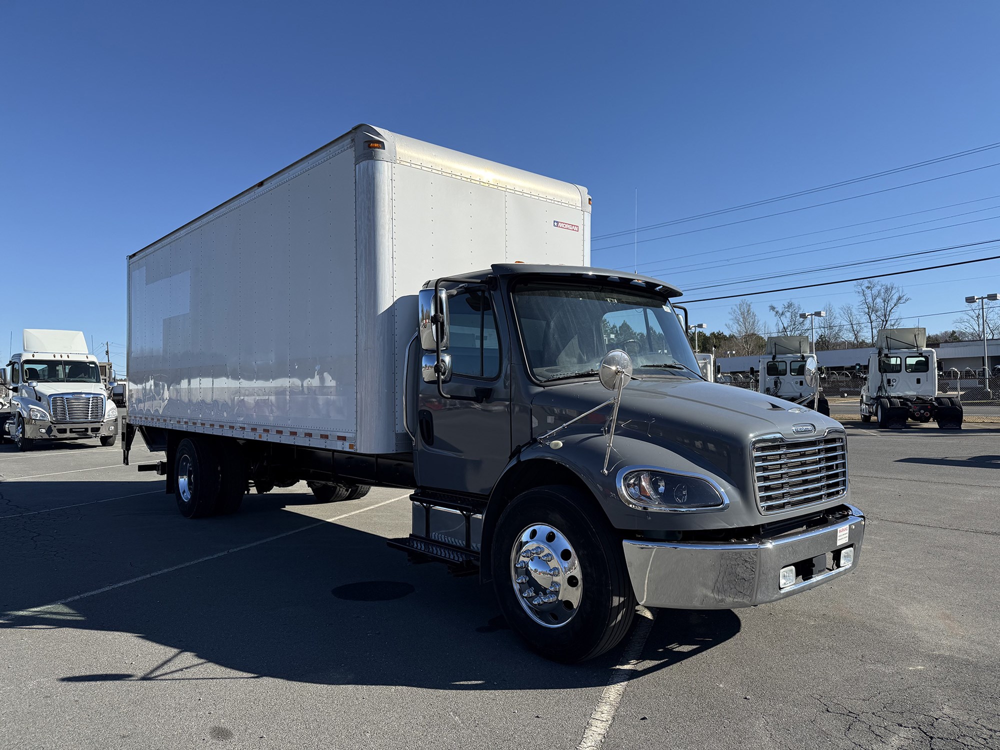 2019 Freightliner M2 - image 2 of 6