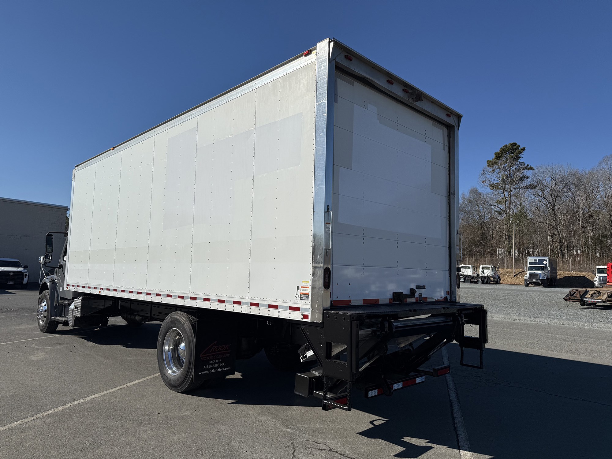 2019 Freightliner M2 - image 6 of 6