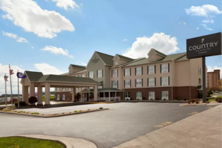 Country Inn & Suites