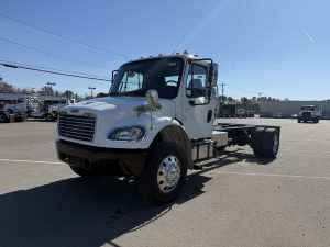 2018 Freightliner M2 1738695415182