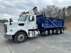 2023 Freightliner 122SD 1738933212337