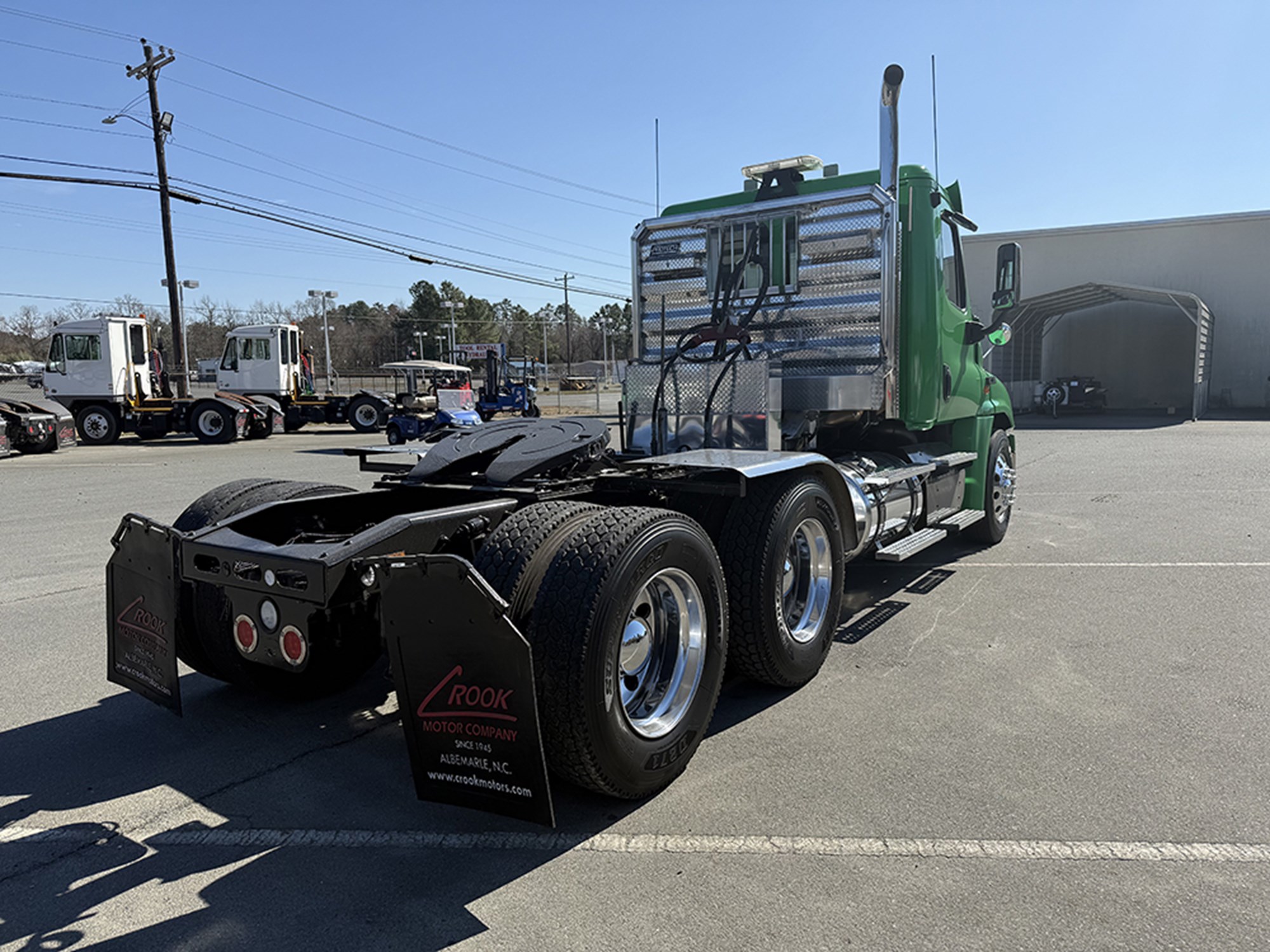 2018 Freightliner Cascadia 125 - image 4 of 6