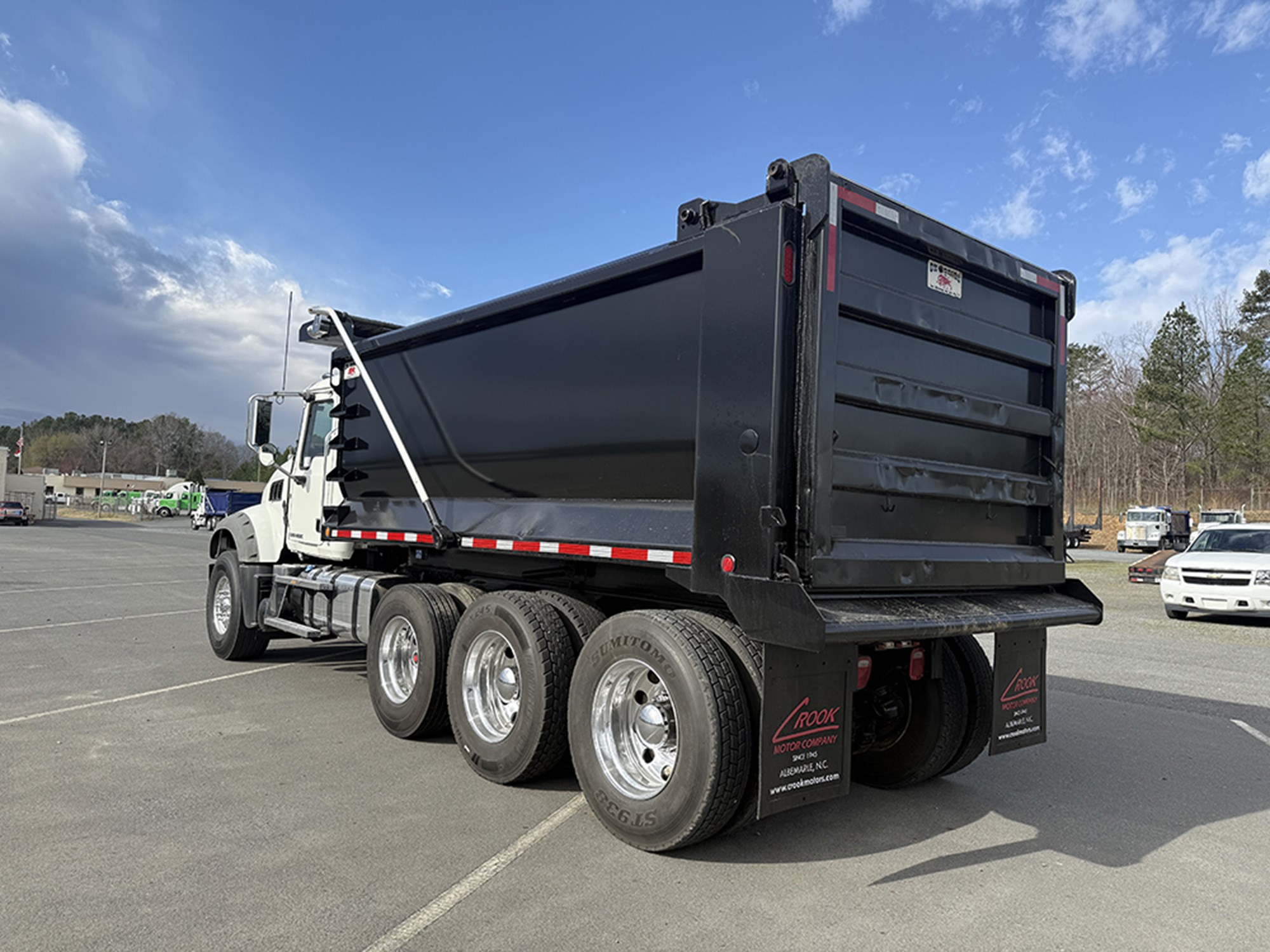 2018 Mack GU (Granite) - image 6 of 6