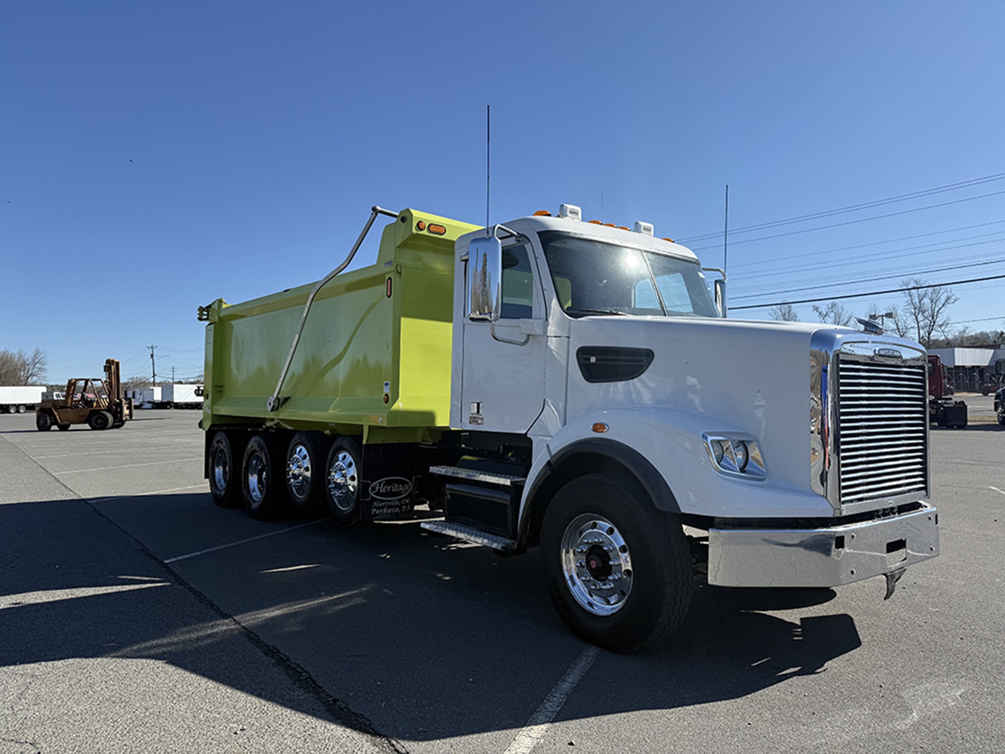 2023 FTL 122SD - image 2 of 6