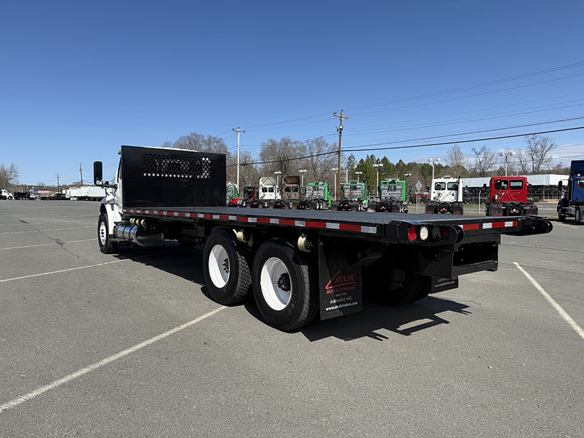 2019 International MV607 - image 6 of 6