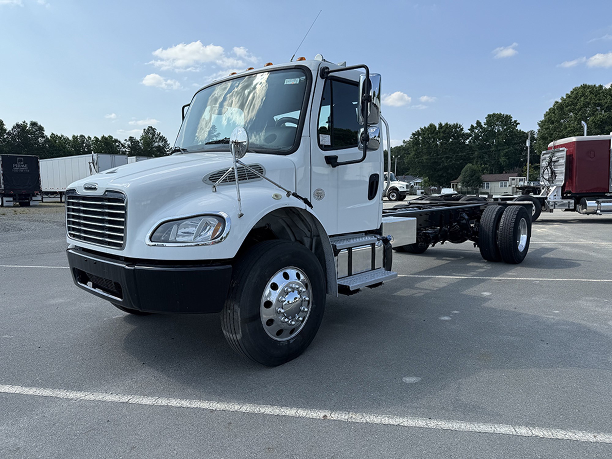 2017 Freightliner M2 - image 1 of 6