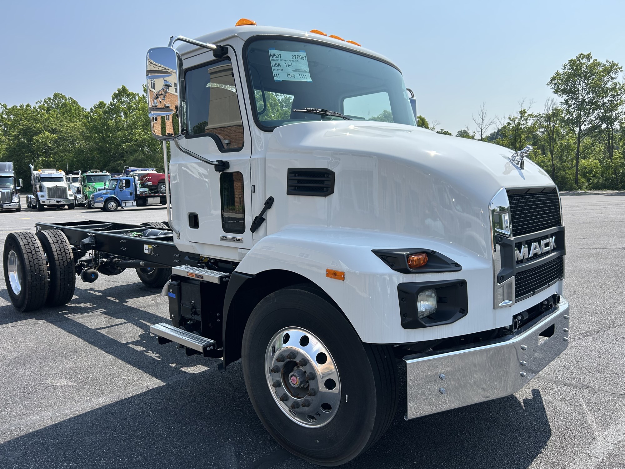 2025 MACK MD742 - image 3 of 6
