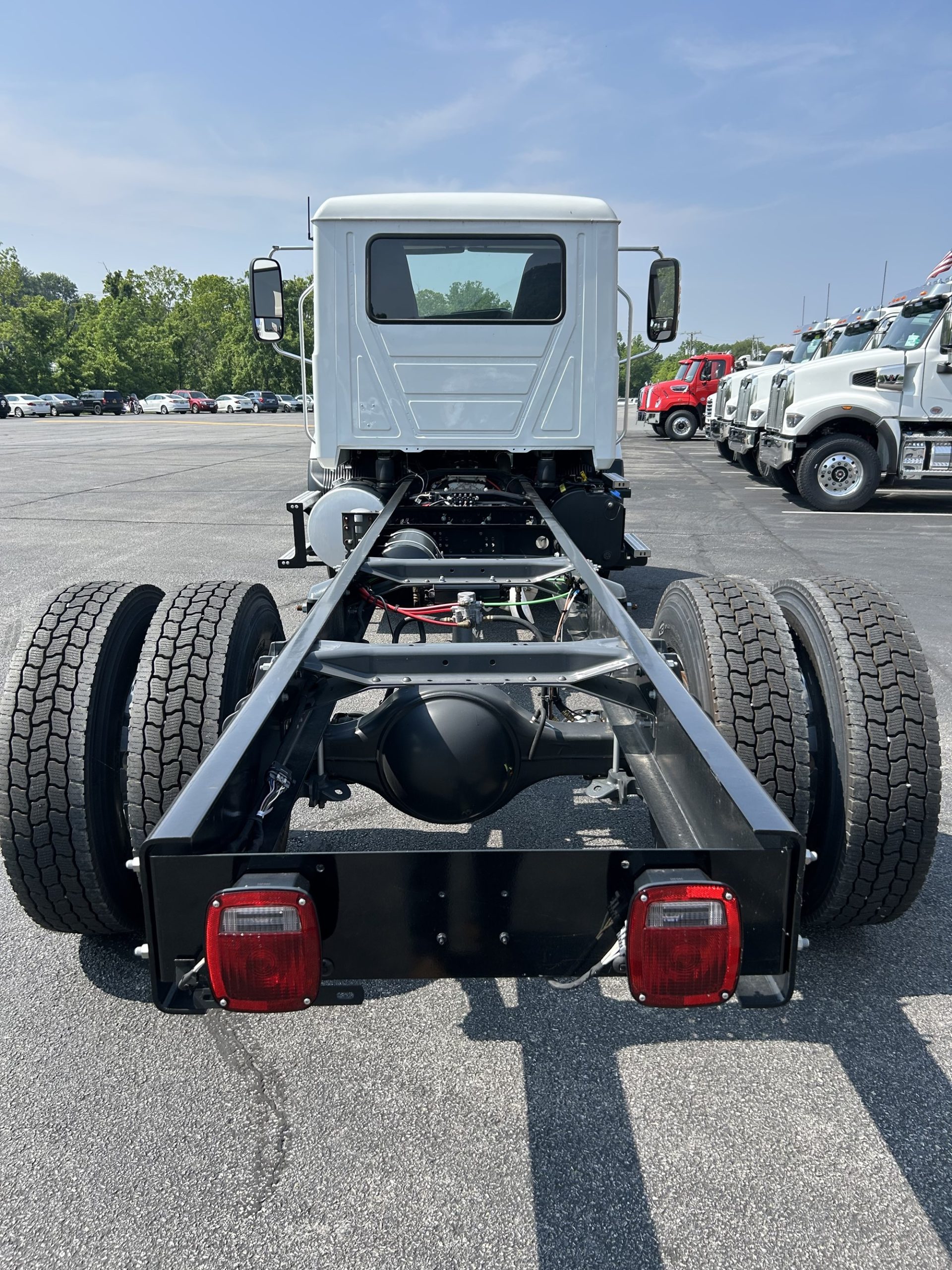 2025 MACK MD742 - image 4 of 6