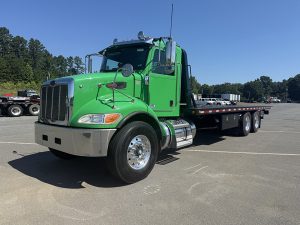 2018 Peterbilt 348 1751557257734