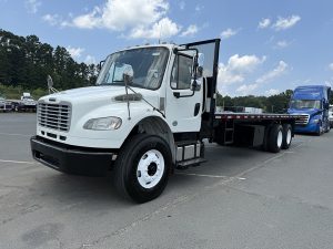 2020 Freightliner M2 1752000767044
