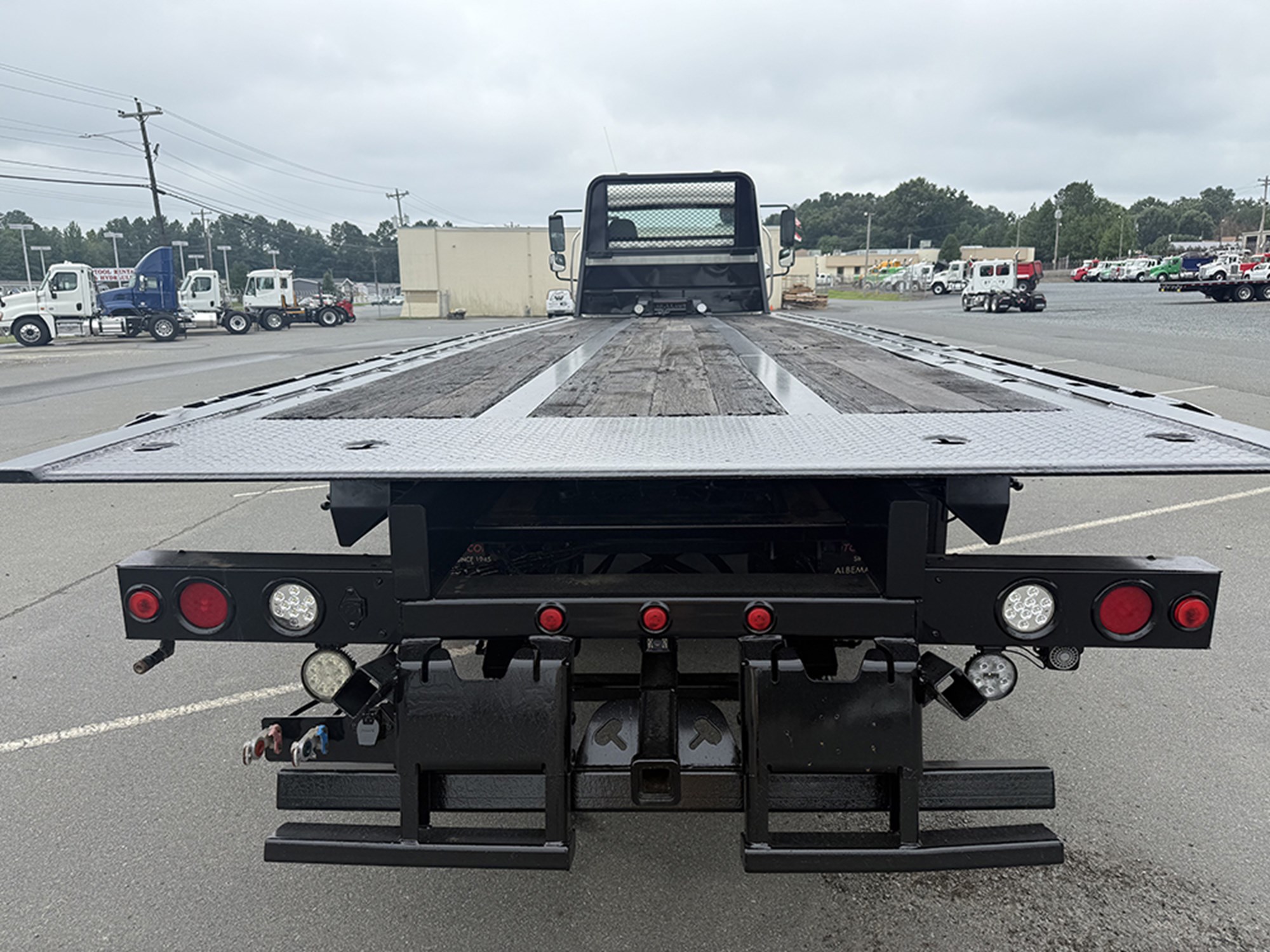 2016 Freightliner M2 - image 6 of 6