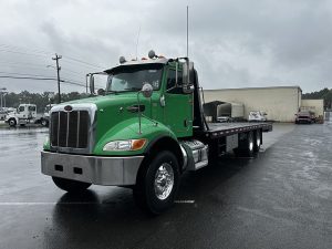 2018 Peterbilt 348 1755012910352