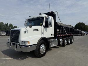 2016 Volvo VHD 1756392493045
