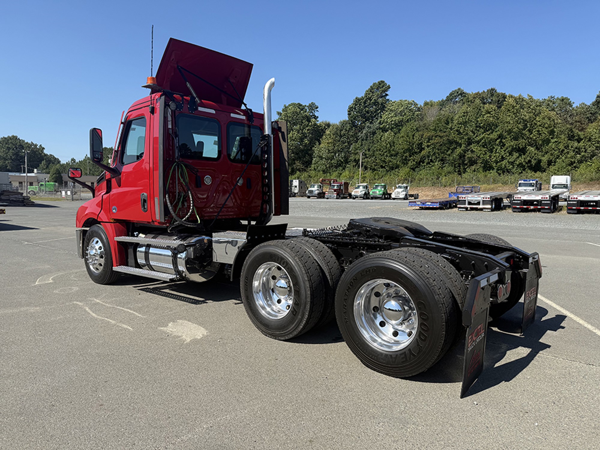 2021 Freightliner Cascadia 126 - image 6 of 6