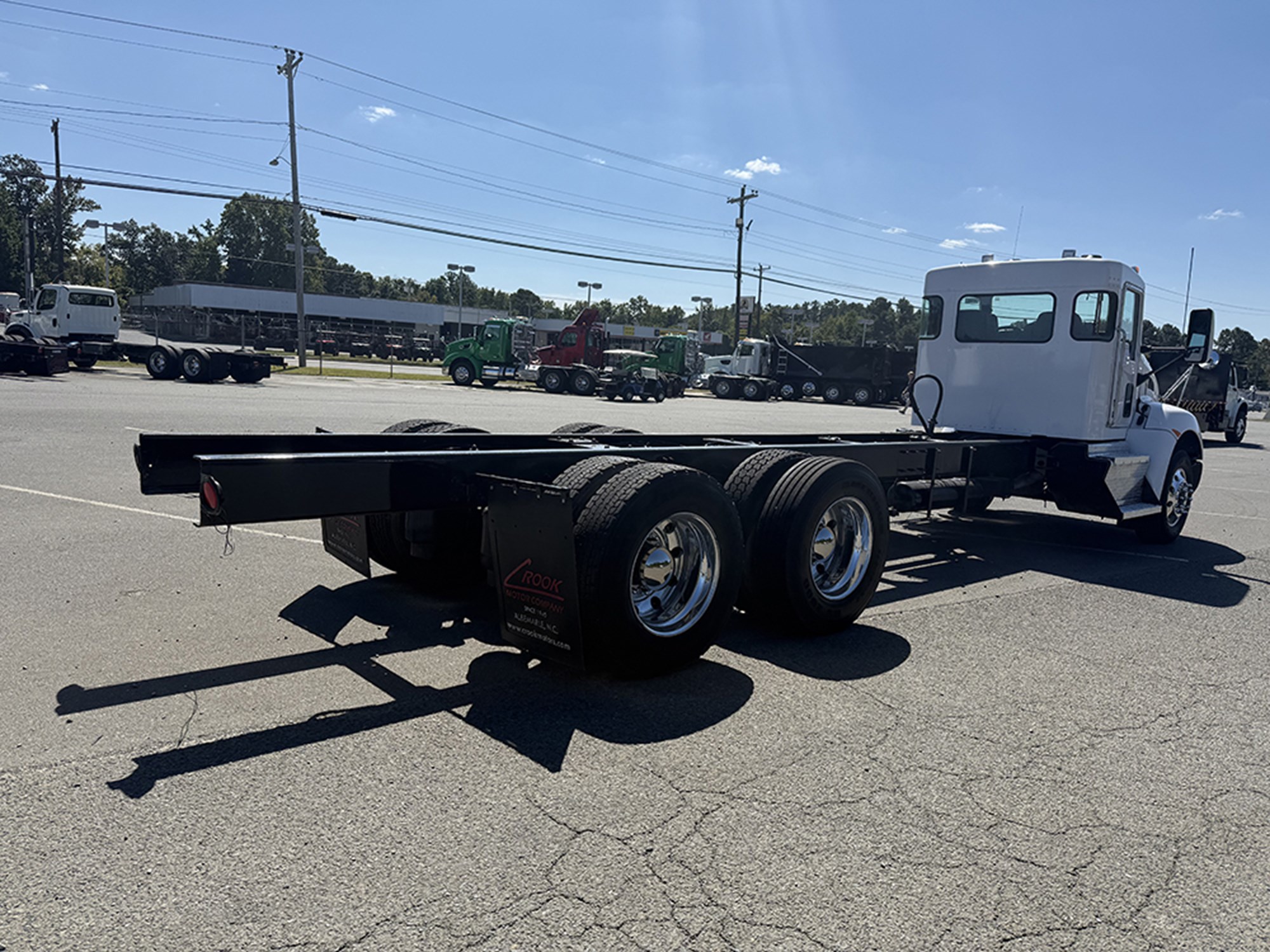 2012 Kenworth 370 - image 4 of 6