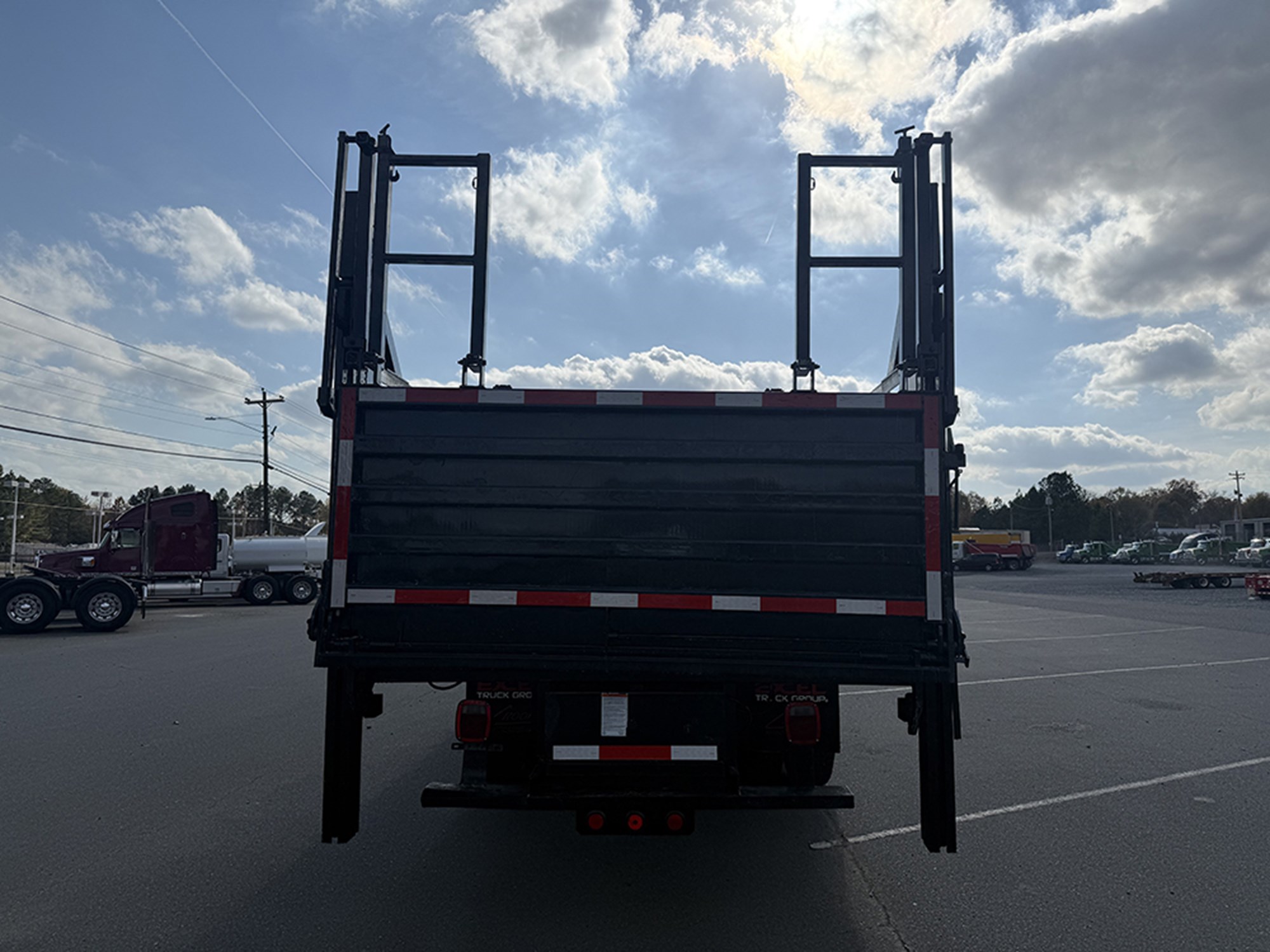 2020 Freightliner M2 2020 Freightliner M2 - image 5 of 6