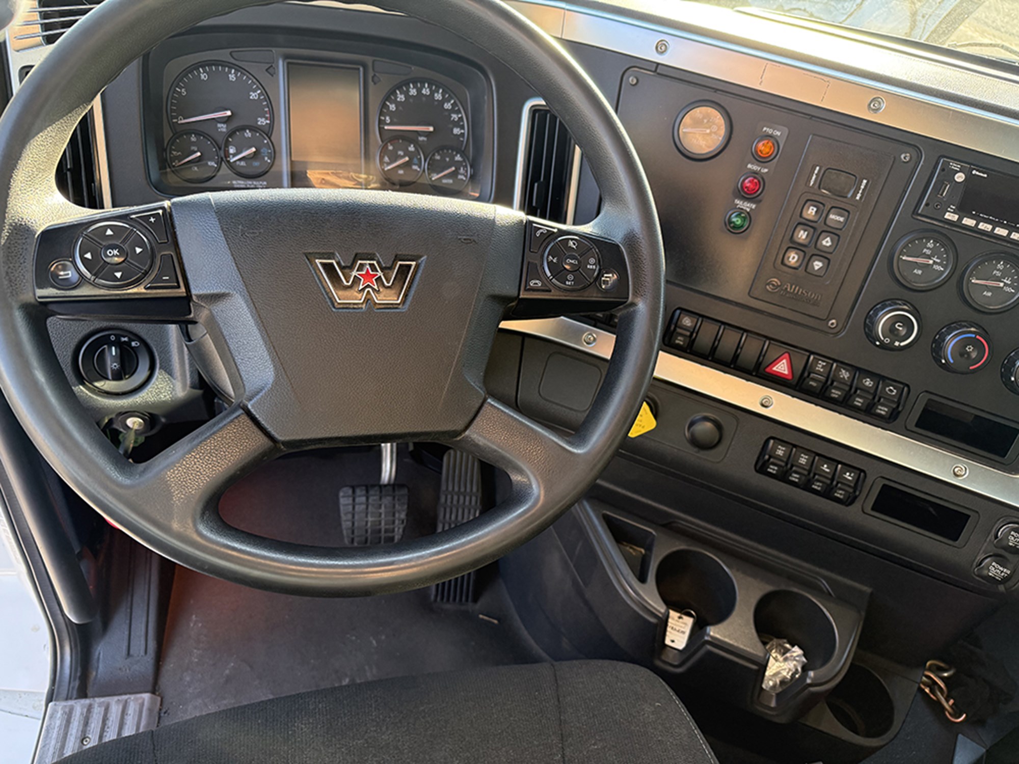 2024 Western Star 49X 1762981744842 2024 Western Star 49X 1762981744842