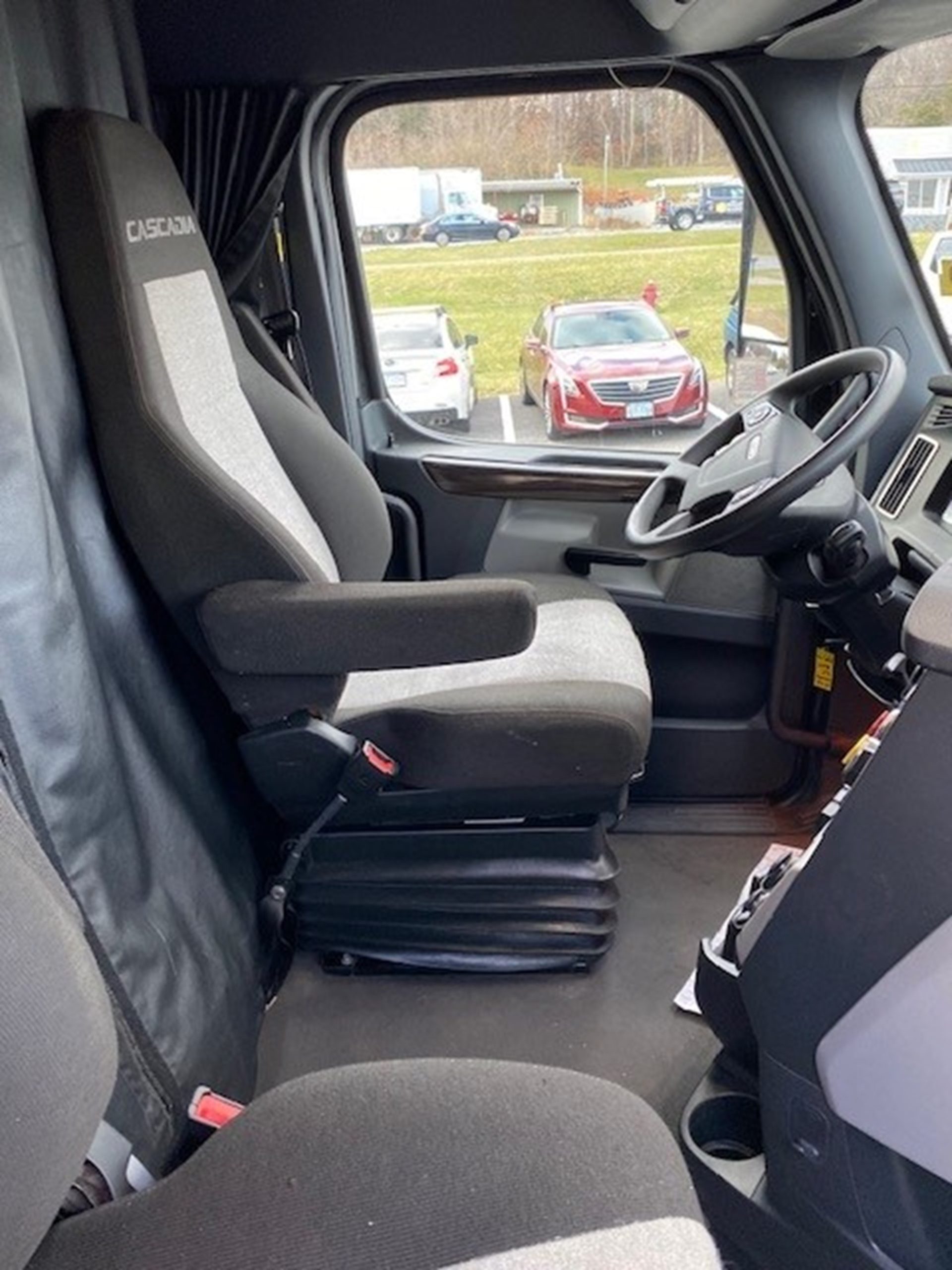 2020 Freightliner Cascadia 126 1764945213774 2020 Freightliner Cascadia 126 1764945213774