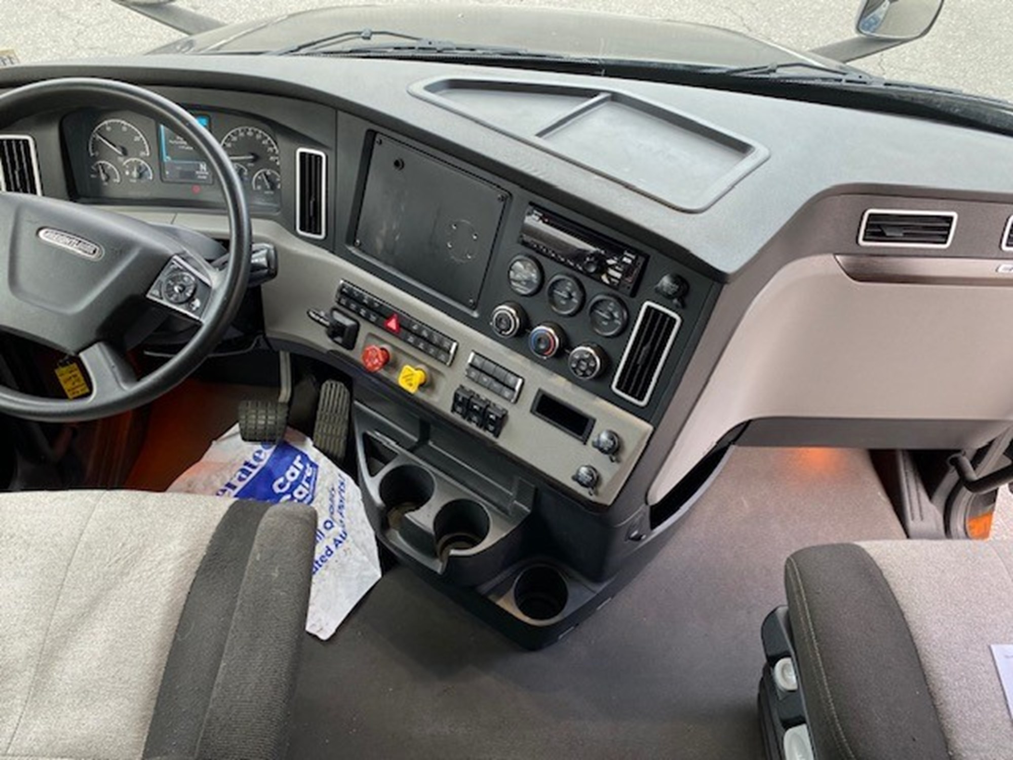 2020 Freightliner Cascadia 126 1764945214258 2020 Freightliner Cascadia 126 1764945214258