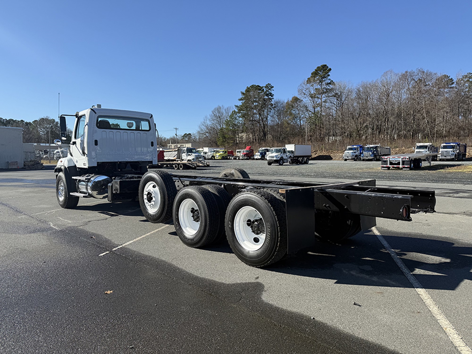 2018 Freightliner 108SD 2018 Freightliner 108SD - image 6 of 6