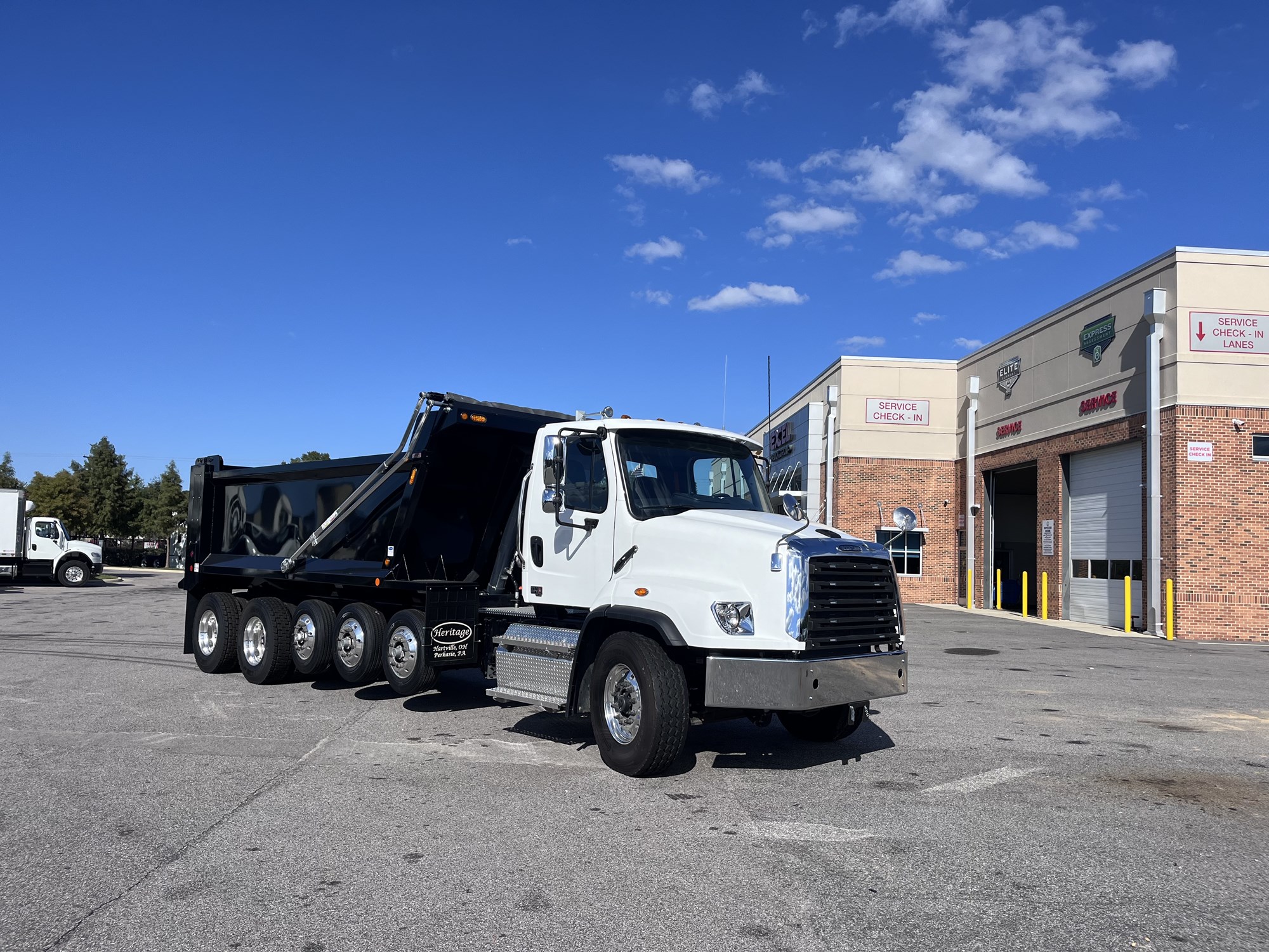 2026 Freightliner 114SD 2026 Freightliner 114SD - image 1 of 5