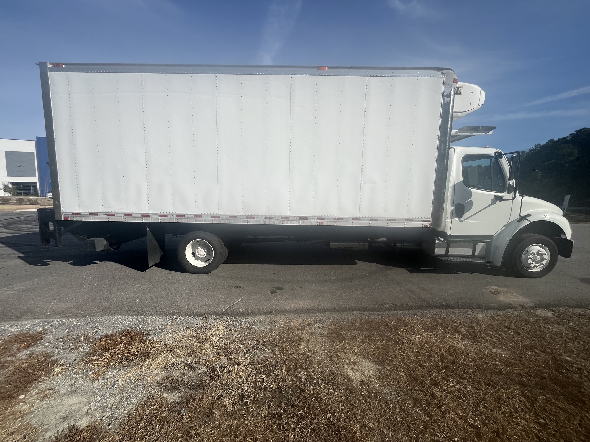 2017 Freightliner M2 106 2017 Freightliner M2 106 - image 6 of 6