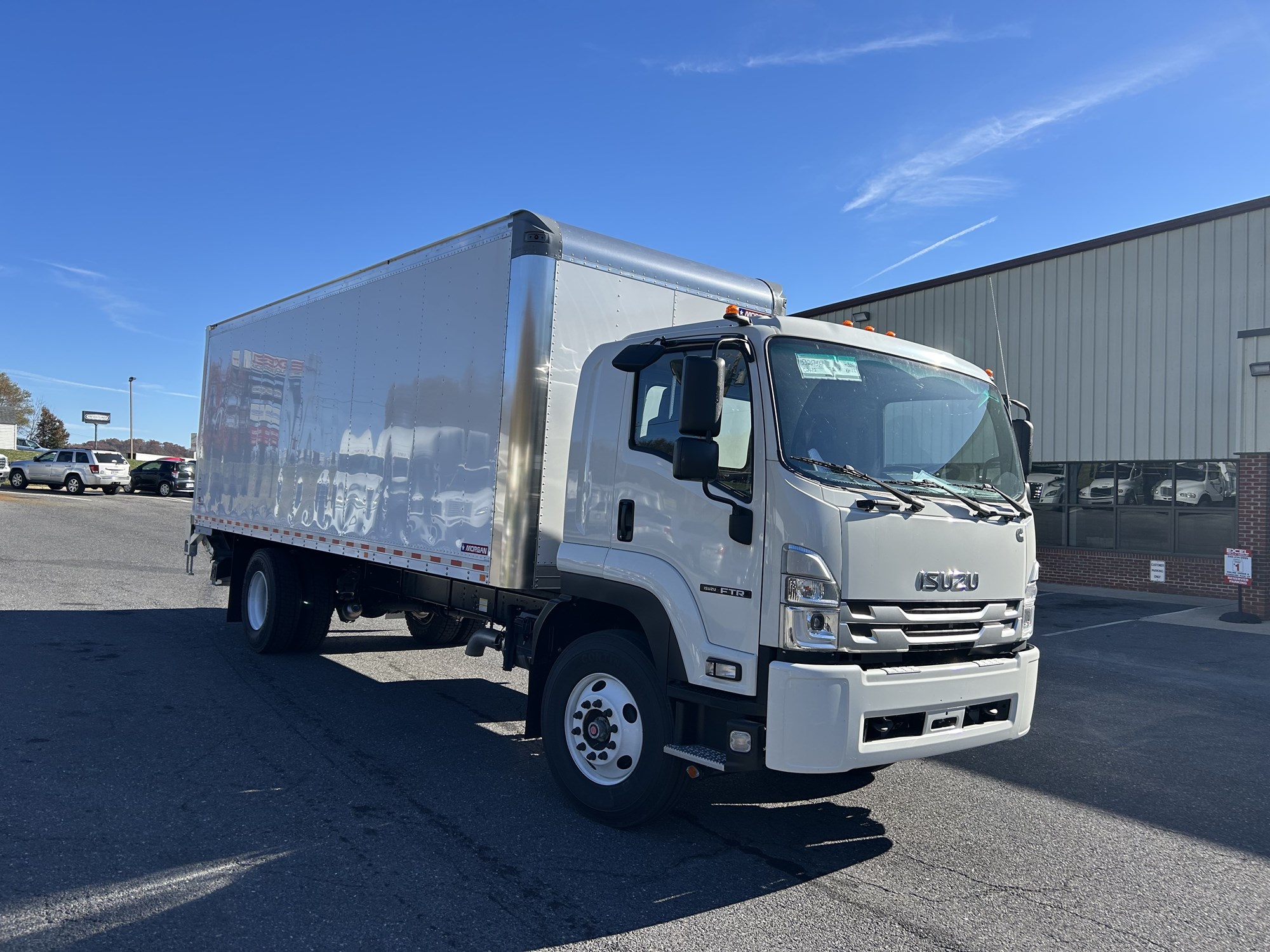 2025 Isuzu FTR 2025 Isuzu FTR - image 1 of 5