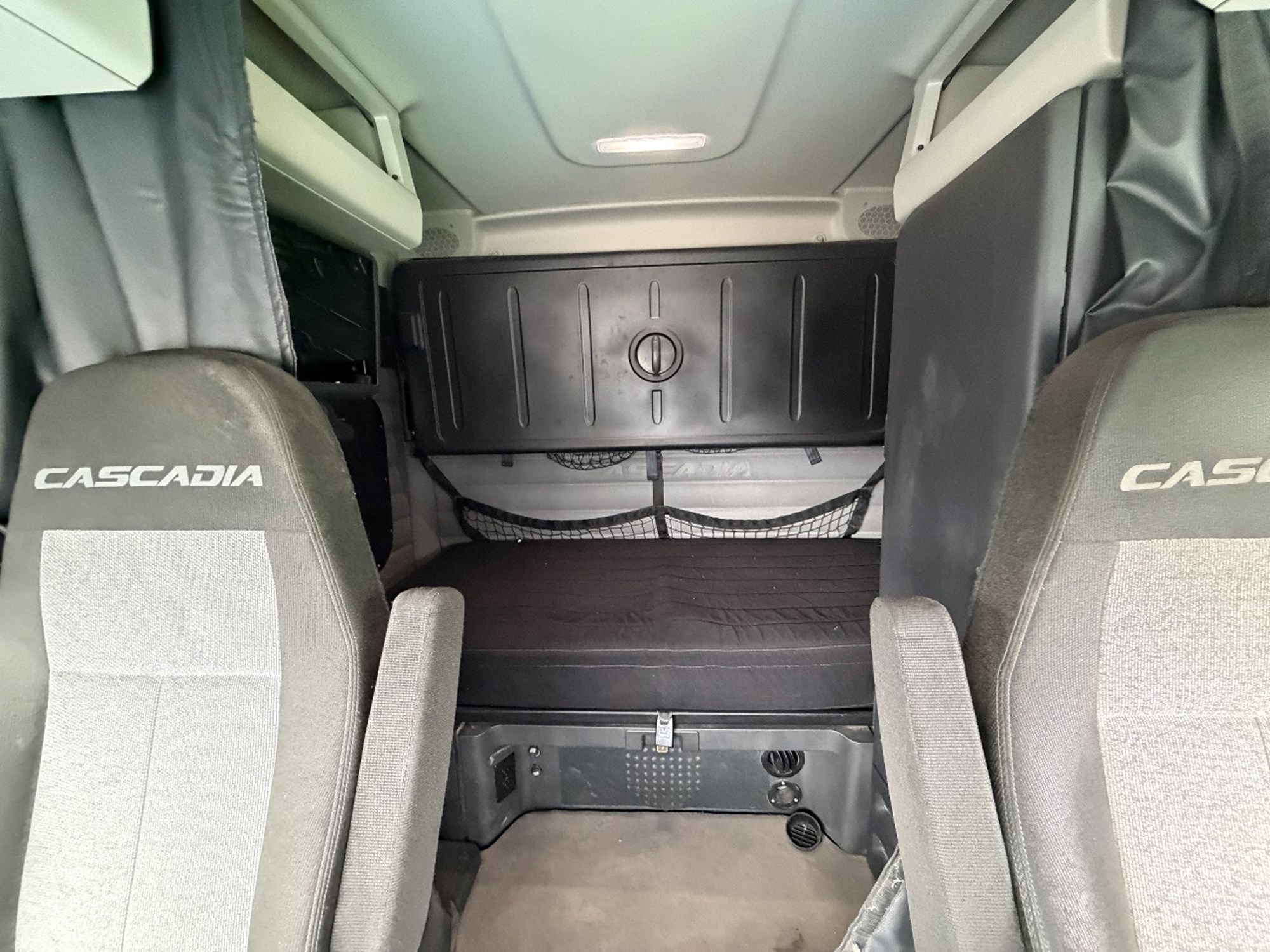 2020 Freightliner Cascadia 126 1768836854133 2020 Freightliner Cascadia 126 1768836854133