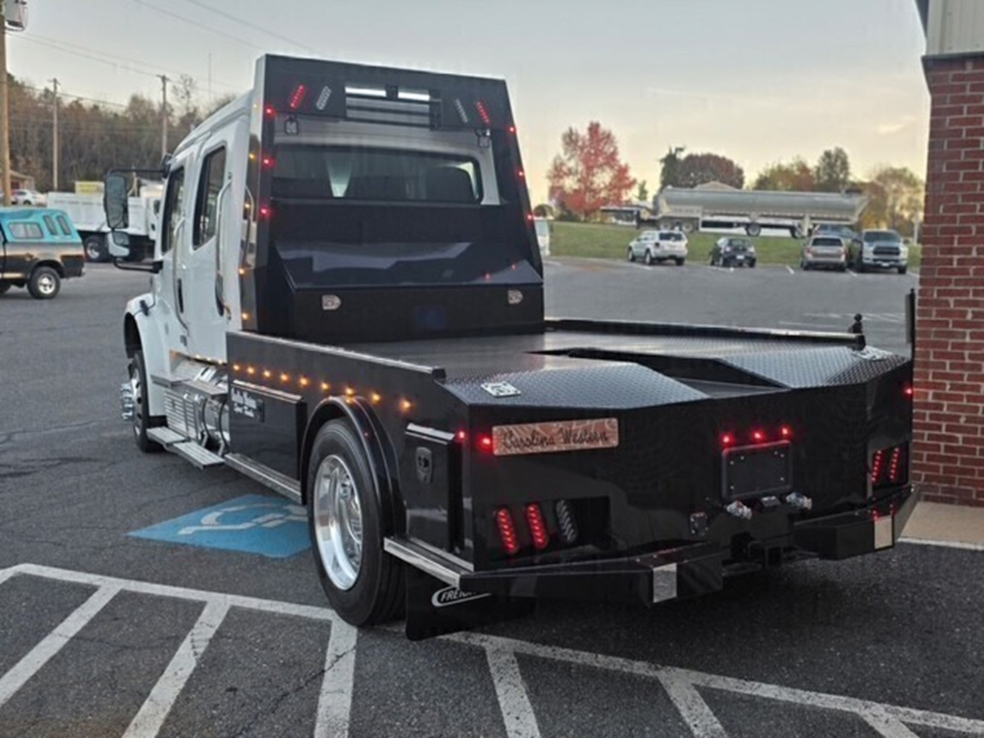 2025 Freightliner M2106 1769180802130 2025 Freightliner M2106 1769180802130