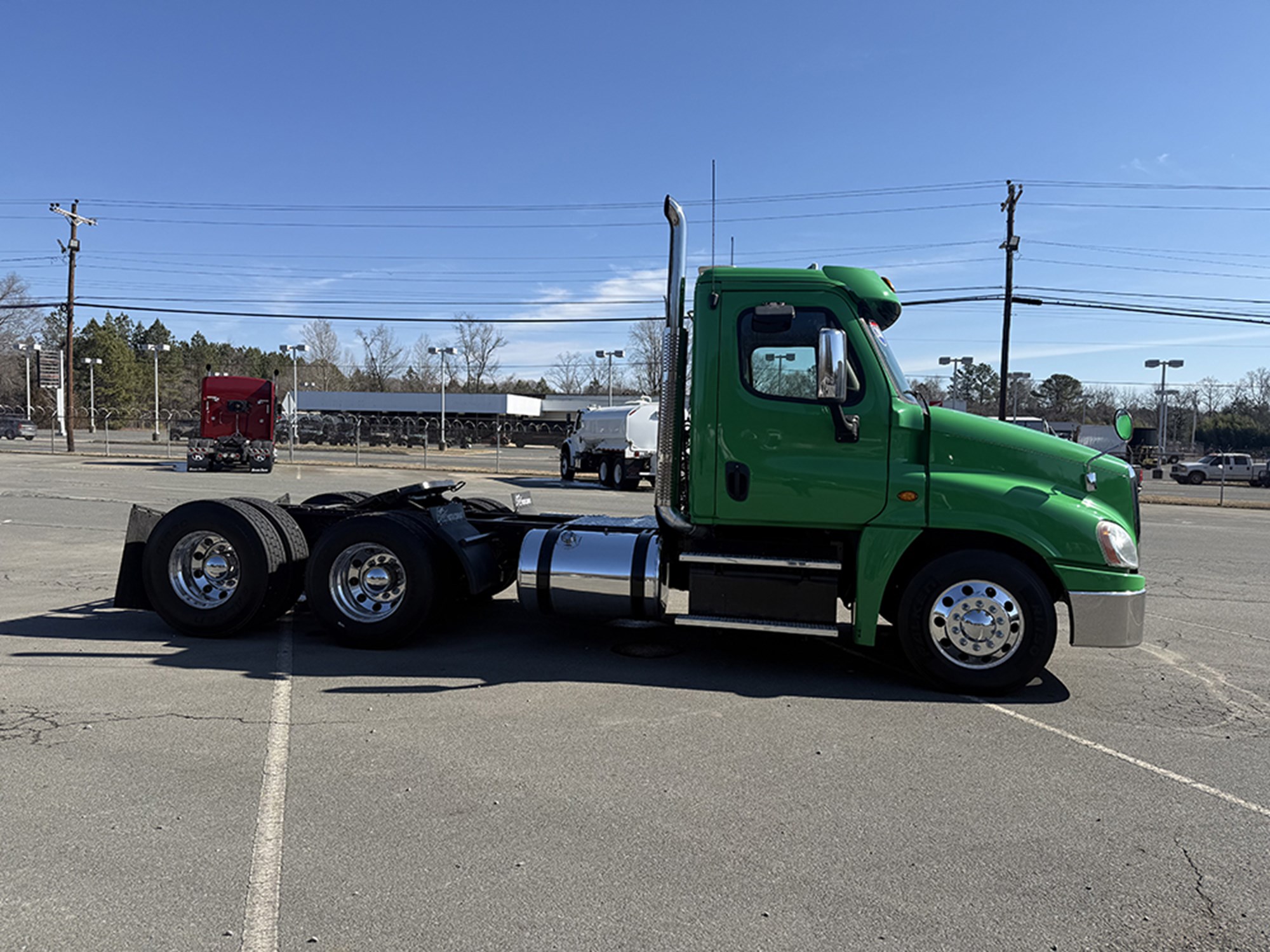 2016 Freightliner Cascadia 125 1769623473415 2016 Freightliner Cascadia 125 1769623473415